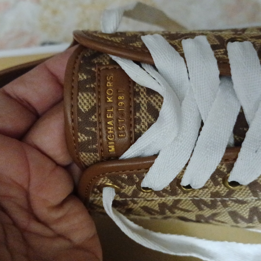 Michael Kors women's sneakers - Picture 3 of 5
